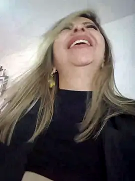  Abril-Office1 online show from 17, 3, 2025