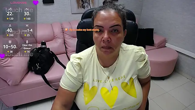 Penelope Nipples  online show from 27, 1, 2025