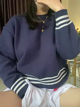 Snapshot of Ruby_bear chatting on 5, 1, 2025 Ruby bear online show from 5, 1, 2025