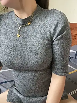 Snapshot of Ruby_bear chatting on 12, 2, 2025 Ruby bear online show from 12, 2, 2025