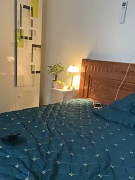 Snapshot of Ruby_bear chatting on 24, 2, 2025 Ruby bear online show from 24, 2, 2025