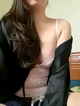 Snapshot of Ruby_bear chatting on 14, 12, 2025 Ruby bear online show from 14, 12, 2025