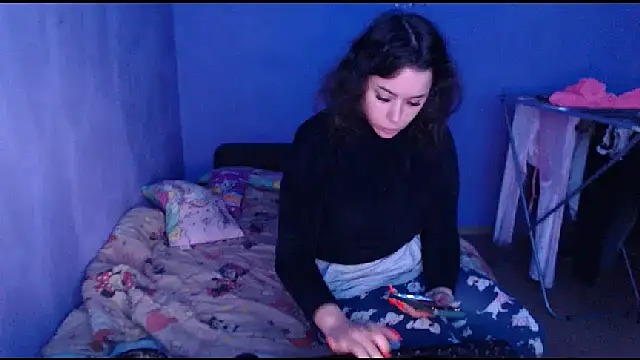 LovelyJulliette online show from 17, 2, 2025