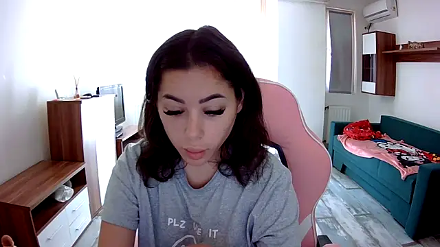 LovelyJulliette online show from 15, 9, 2025