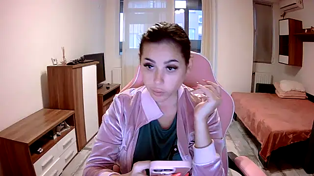 LovelyJulliette online show from 3, 10, 2025