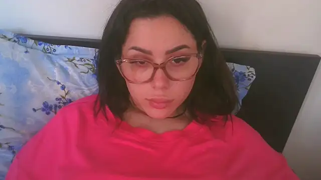 Snapshot of LovelyJulliette chatting on 11, 5, 2026 LovelyJulliette online show from 11, 5, 2026