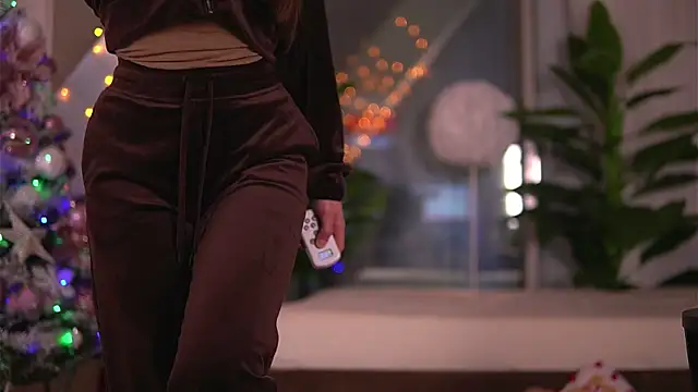 Snapshot of KaylaBray chatting on 20, 12, 2025 KaylaBray online show from 20, 12, 2025