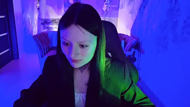 VeliraBraitberg online show from 18, 12, 2024