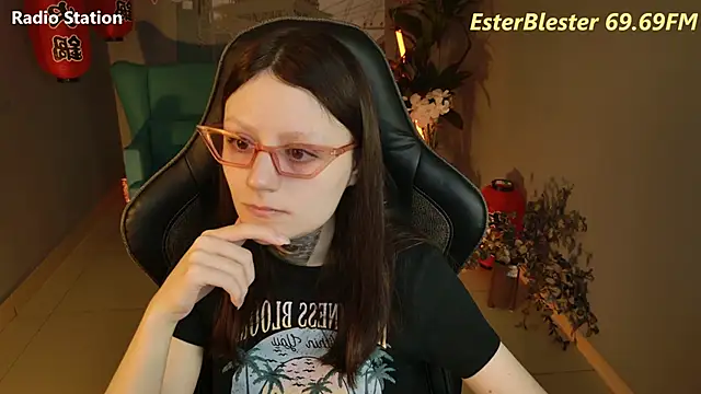 VeliraBraitberg online show from 9, 1, 2025