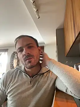 Adventurehotman online show from 13, 10, 2025