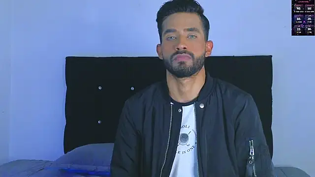 Snapshot of dereck_hotsoon chatting on 17, 1, 2025 dereck hotsoon online show from 17, 1, 2025