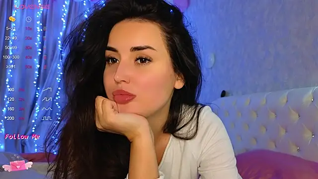 Snapshot of LaraSkinny chatting on 17, 12, 2024 LaraSkinny online show from 17, 12, 2024