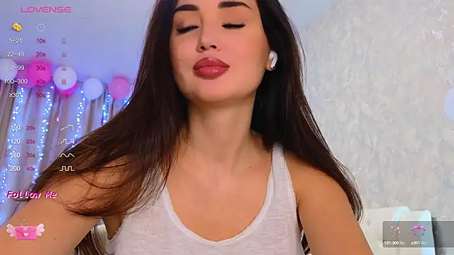 Snapshot of LaraSkinny chatting on 19, 12, 2024 LaraSkinny online show from 19, 12, 2024