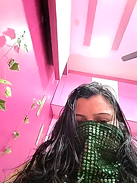 Snapshot of RESHMA_21 chatting on 2, 12, 2025 RESHMA 21 online show from 2, 12, 2025