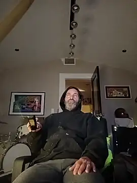 Snapshot of Hotbodyscottie chatting on 12, 11, 2025 Hotbodyscottie online show from 12, 11, 2025