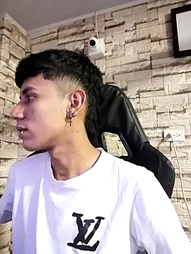 Levin Hikaru online show from 13, 3, 2025