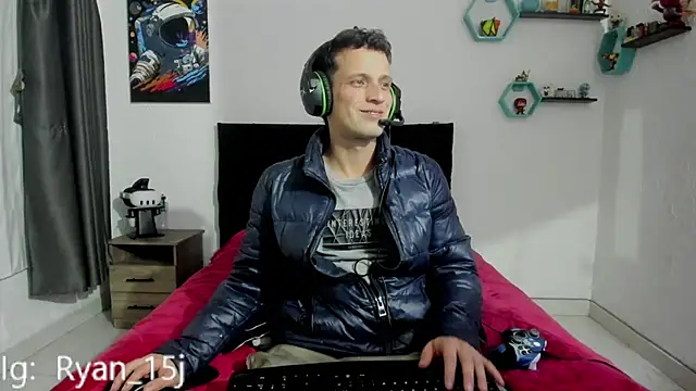 Snapshot of RyanHorseman chatting on 9, 9, 2025 RyanHorseman online show from 9, 9, 2025