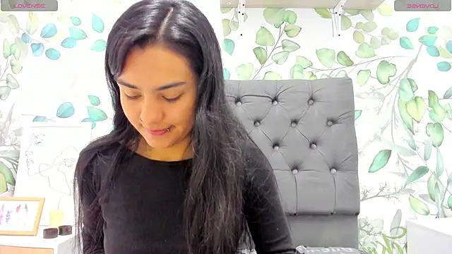 atilanadiaz7 online show from 18, 2, 2025