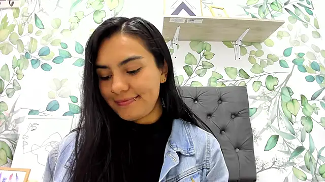 atilanadiaz7 online show from 18, 3, 2025