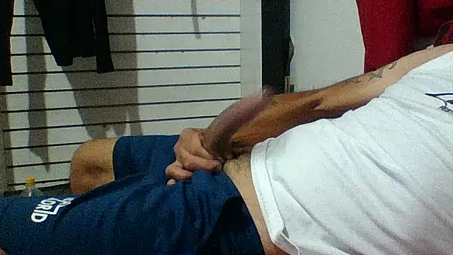 Snapshot of cartiagiz chatting on 15, 12, 2025 cartiagiz online show from 15, 12, 2025