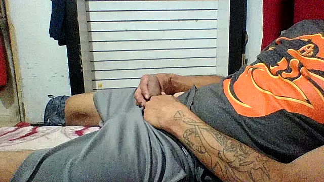 Snapshot of cartiagiz chatting on 19, 12, 2025 cartiagiz online show from 19, 12, 2025