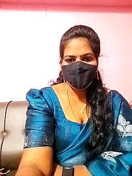 Snapshot of melina214 chatting on 20, 10, 2025 melina214 online show from 20, 10, 2025