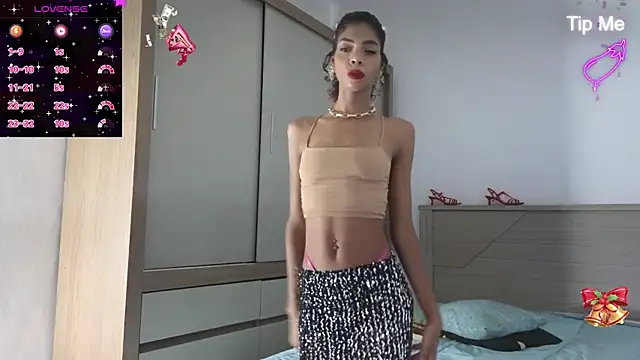 ElisaBoyer online show from 2, 1, 2025