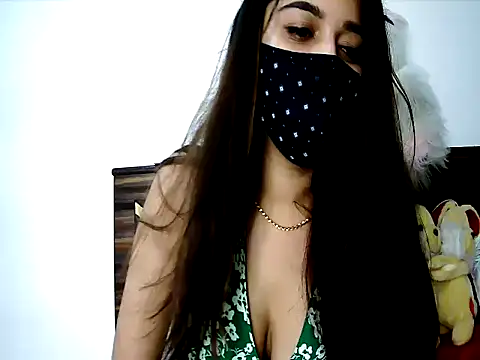 Snapshot of Gloie4u chatting on 14, 7, 2026 Gloie4u online show from 14, 7, 2026