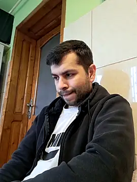 hornny1995 online show from 15, 2, 2025