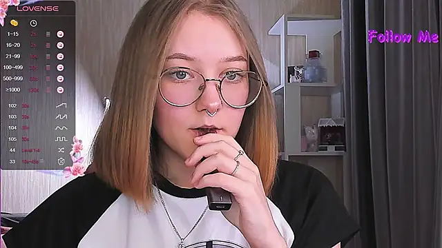 Snapshot of bunny_bubble chatting on 29, 12, 2024 bunny bubble online show from 29, 12, 2024