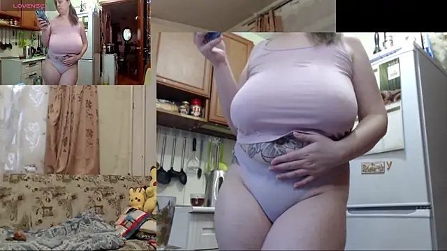 Snapshot of Sakura_Green chatting on 12, 10, 2025 Sakura Green online show from 12, 10, 2025