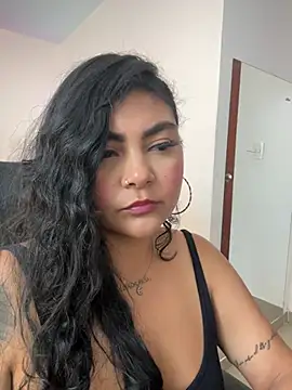 Juli Walker online show from 1, 3, 2026