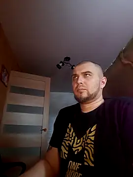 Foxyshaved online show from 3, 3, 2025