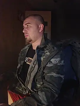 Foxyshaved online show from 8, 10, 2025