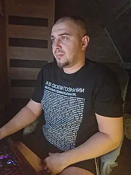 Foxyshaved online show from 13, 1, 2026