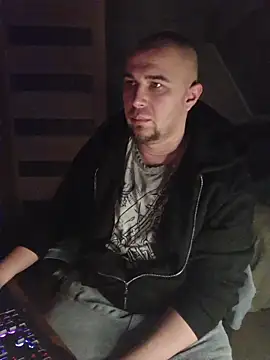 Foxyshaved online show from 13, 2, 2026