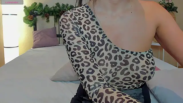 Snapshot of yourastral chatting on 30, 12, 2024 yourastral online show from 30, 12, 2024