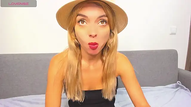 Snapshot of _ellen_meow_ chatting on 14, 2, 2025 ellen meow online show from 14, 2, 2025