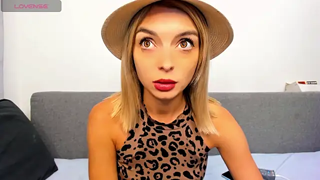 Snapshot of _ellen_meow_ chatting on 23, 9, 2025 ellen meow online show from 23, 9, 2025