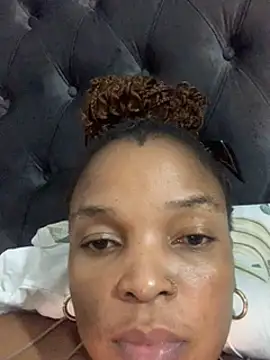 Snapshot of slimcateee chatting on 22, 2, 2025 slimcateee online show from 22, 2, 2025