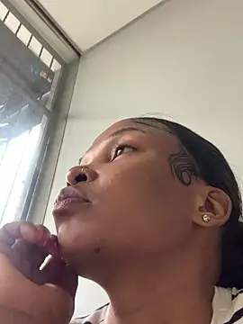 Snapshot of slimcateee chatting on 4, 3, 2025 slimcateee online show from 4, 3, 2025