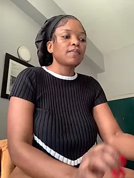 Snapshot of slimcateee chatting on 6, 3, 2025 slimcateee online show from 6, 3, 2025