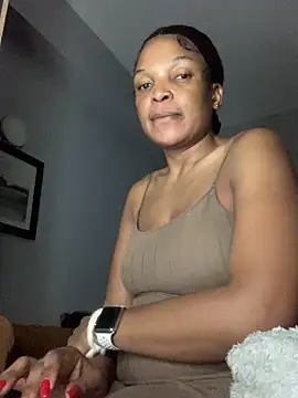 Snapshot of slimcateee chatting on 6, 3, 2025 slimcateee online show from 6, 3, 2025