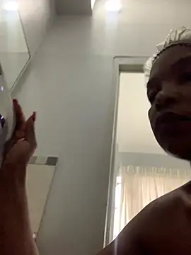 Snapshot of slimcateee chatting on 15, 3, 2025 slimcateee online show from 15, 3, 2025