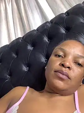 Snapshot of slimcateee chatting on 23, 3, 2025 slimcateee online show from 23, 3, 2025