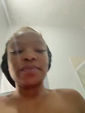 Snapshot of slimcateee chatting on 13, 9, 2025 slimcateee online show from 13, 9, 2025