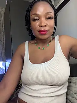 Snapshot of slimcateee chatting on 28, 9, 2025 slimcateee online show from 28, 9, 2025