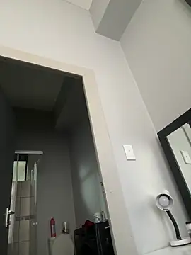 Snapshot of slimcateee chatting on 3, 10, 2025 slimcateee online show from 3, 10, 2025