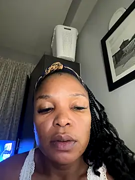 Snapshot of slimcateee chatting on 22, 10, 2025 slimcateee online show from 22, 10, 2025