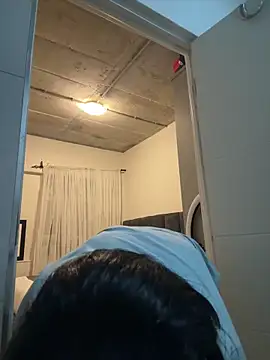 Snapshot of slimcateee chatting on 7, 11, 2025 slimcateee online show from 7, 11, 2025